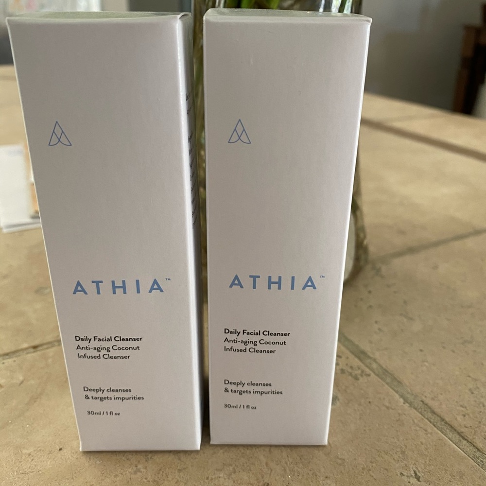 Athia facial cleanser